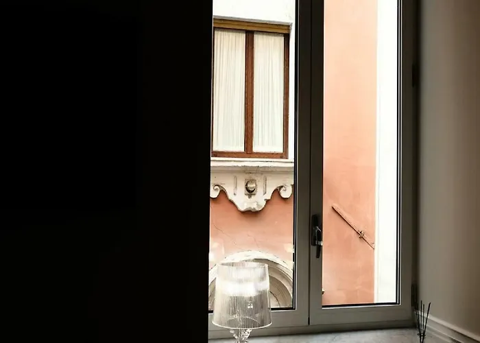 Kukka Rooms Napoli